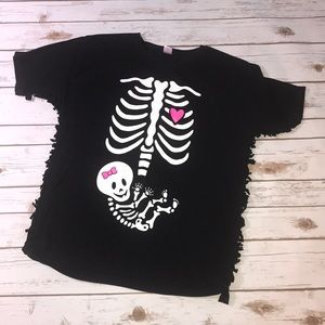 Maternity skull shirt !! Great for Halloween 2XL